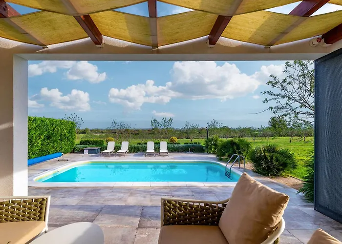 Вилла Royal Four *