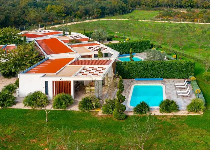 빌라 Royal Four 닌